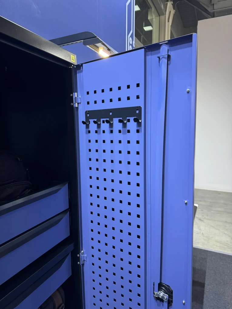 Шкаф антистатический SPC 182.10B.2S купить в Мурманске Шкаф антистатический SPC 182.10B.2S купить в Мурманске