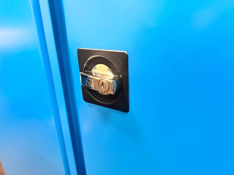 Шкаф инструментальный TNC 101.2B.4S купить в Мурманске Шкаф инструментальный TNC 101.2B.4S купить в Мурманске