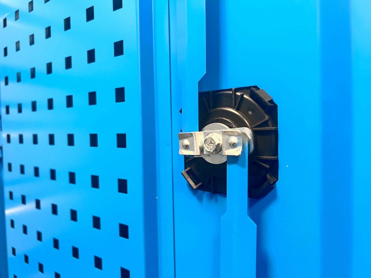 Шкаф инструментальный TNC 101.6B.2S купить в Мурманске Шкаф инструментальный TNC 101.6B.2S купить в Мурманске