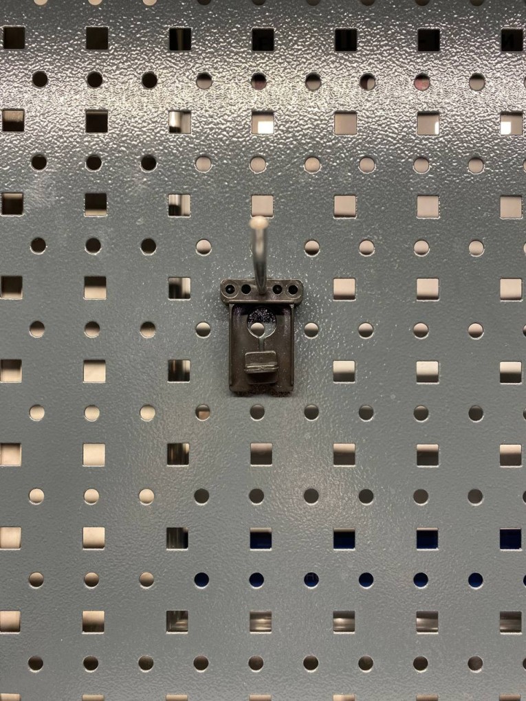 Крючок 100 мм купить в Мурманске Крючок 100 мм купить в Мурманске