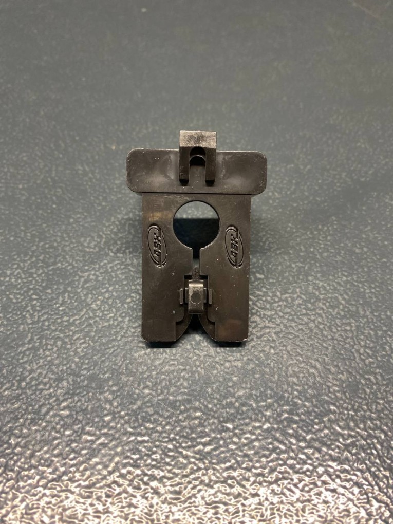 Крючок двойной 38 мм купить в Мурманске