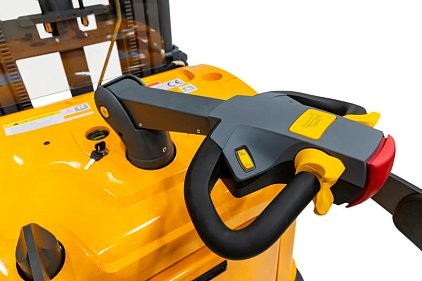 Штабелер электрический самоходный CDDK20 (2000 кг, 6,5 м, li-ion 25,6В / 225Ач, EPS) SMARTLIFT (SMART) купить в Мурманске Штабелер электрический самоходный CDDK20 (2000 кг, 6,5 м, li-ion 25,6В / 225Ач, EPS) SMARTLIFT (SMART) купить в Мурманске