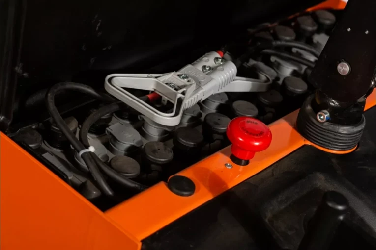 Штабелер электрический самоходный 1,5 т - 3,6 м Вилы: 1150 , АКБ Свинцово - кислотная, CL1536W SIBLINE купить в Мурманске Штабелер электрический самоходный 1,5 т - 3,6 м Вилы: 1150 , АКБ Свинцово - кислотная, CL1536W SIBLINE купить в Мурманске