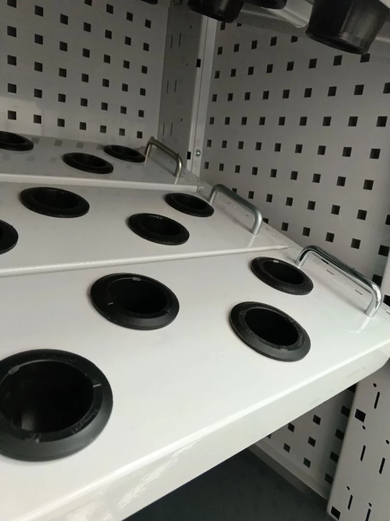 Шкаф инструментальный FBK 20 R.B3.1S (9403.7503) купить в Мурманске Шкаф инструментальный FBK 20 R.B3.1S (9403.7503) купить в Мурманске